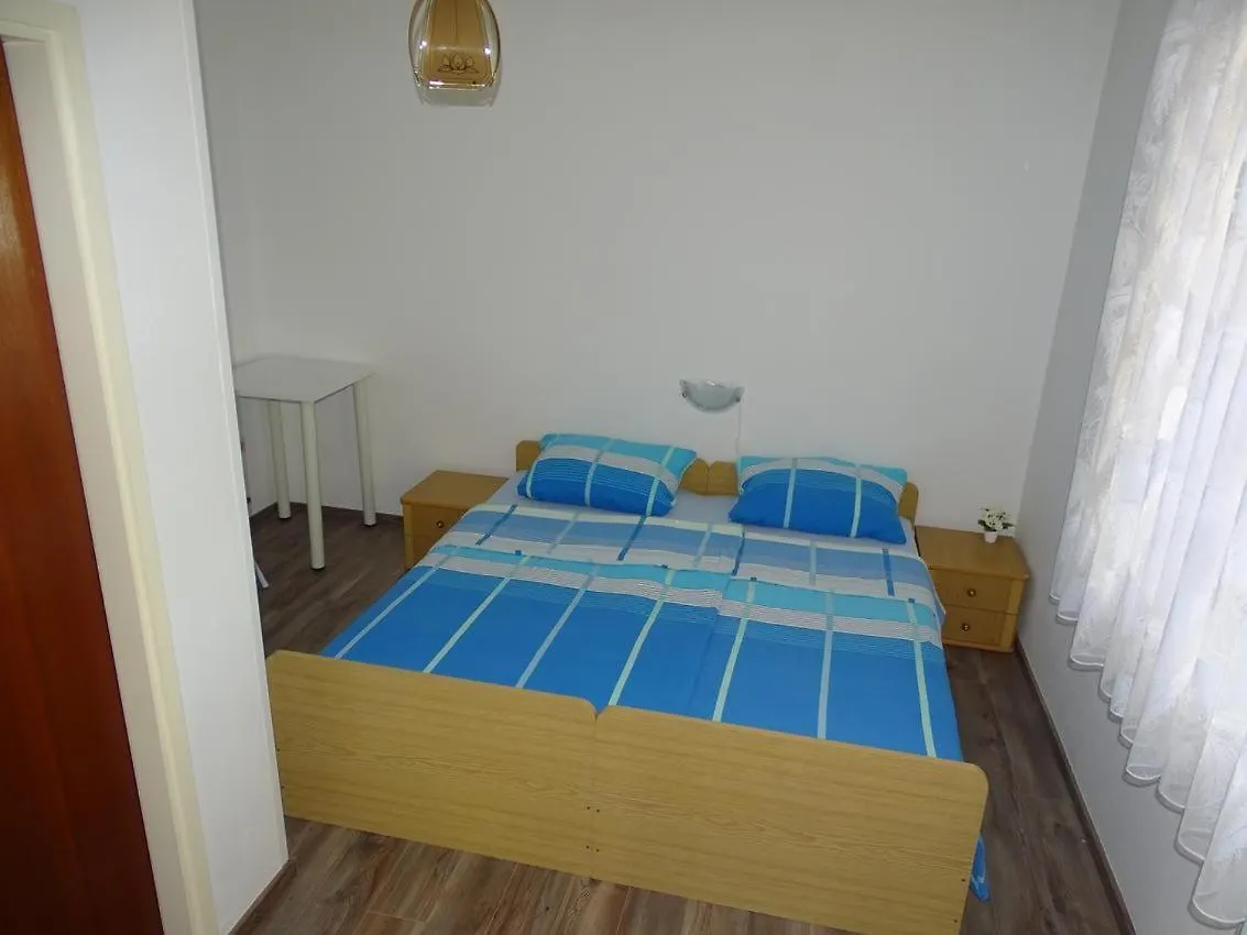 Apartment In Bibinje Near The Sea