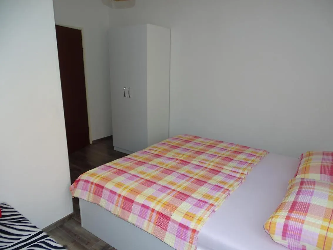 Apartment In Bibinje Near The Sea